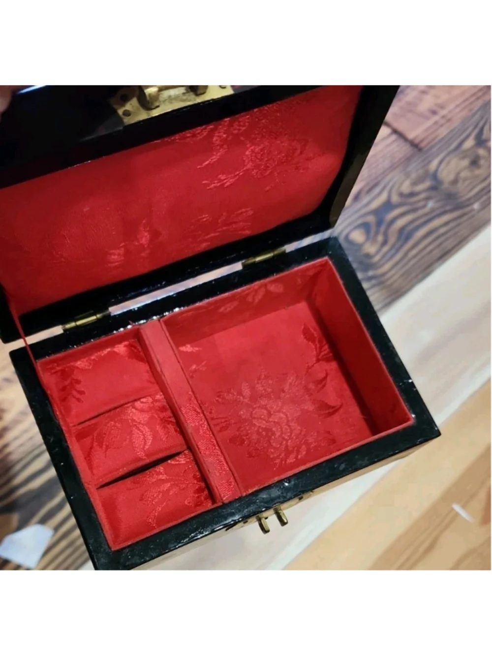 Vintage Oriental Jewelry Box Cork Scene Wood Frame 6x4x2in